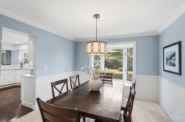 10701 Old Pond Drive, Montgomery, OH 45249