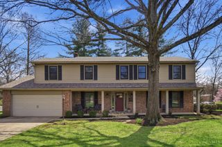 10701 Old Pond Drive, Montgomery, OH 45249