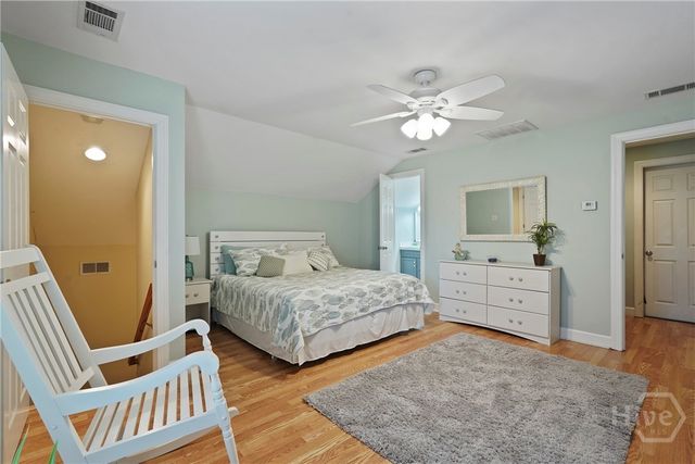 8813 Whitefield Avenue, Savannah, GA 31406