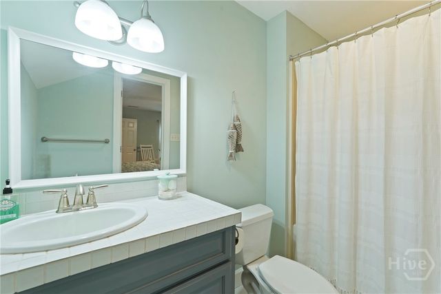 8813 Whitefield Avenue, Savannah, GA 31406