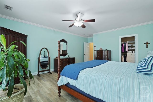 8813 Whitefield Avenue, Savannah, GA 31406