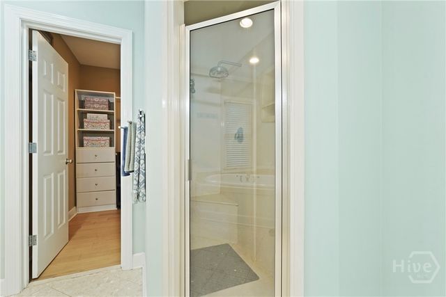 8813 Whitefield Avenue, Savannah, GA 31406