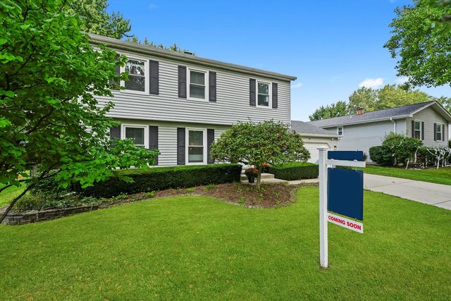 41 Lockman Circle, Elgin, IL 60123