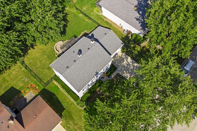 41 Lockman Circle, Elgin, IL 60123