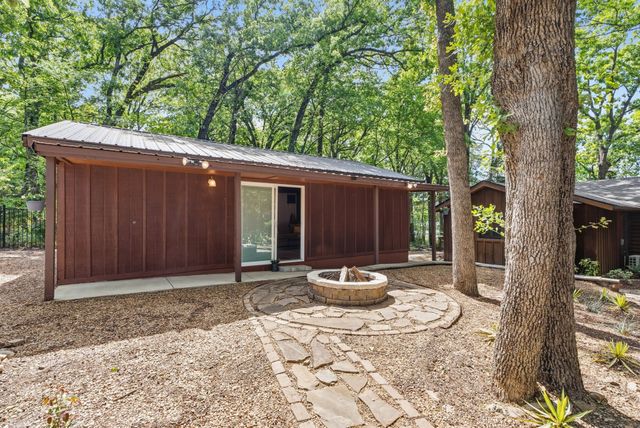 114 Trails End Street, Mabank, TX 75156