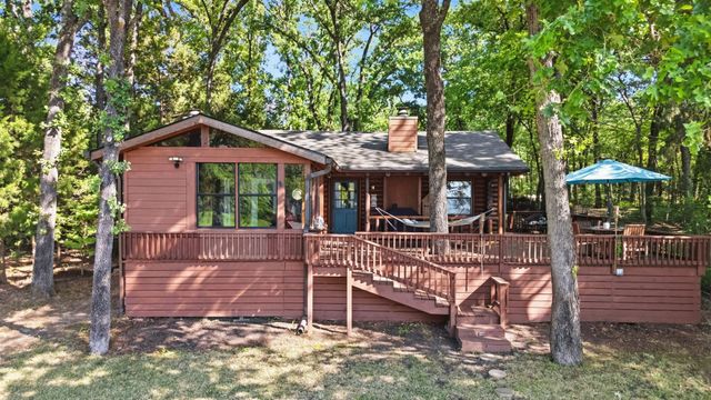 114 Trails End Street, Mabank, TX 75156