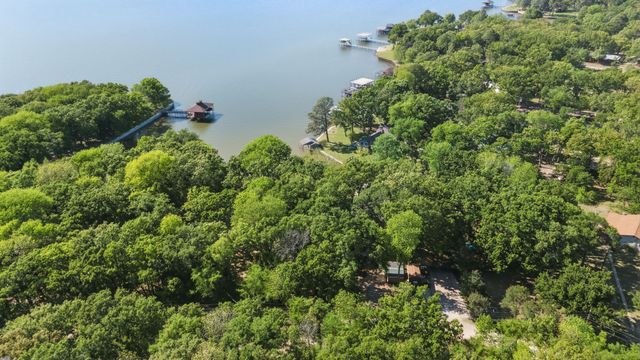 114 Trails End Street, Mabank, TX 75156