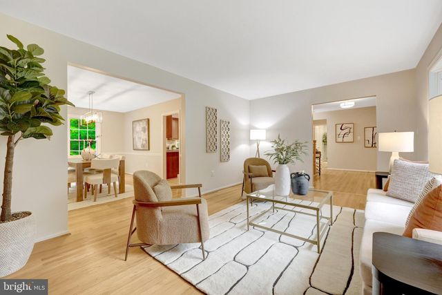9321 TOVITO DR, Fairfax, VA 22031