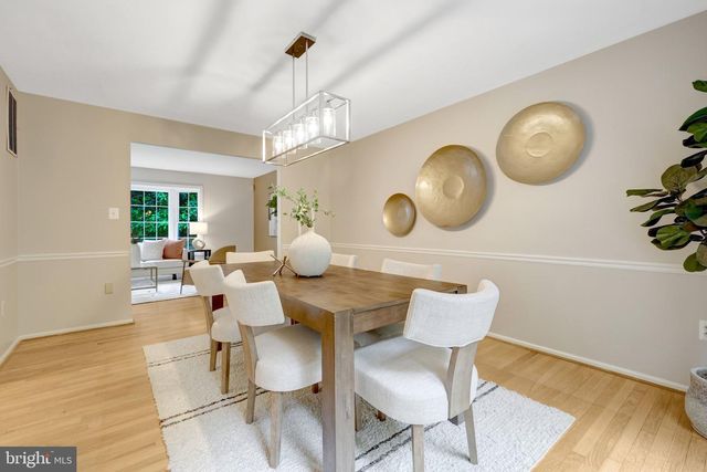 9321 TOVITO DR, Fairfax, VA 22031