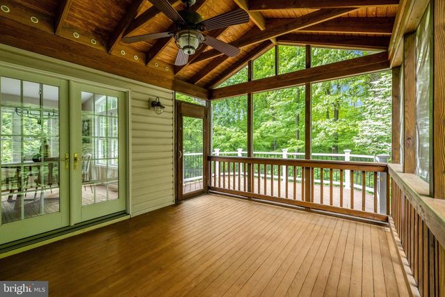 9321 TOVITO DR, Fairfax, VA 22031