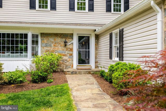 9321 TOVITO DR, Fairfax, VA 22031
