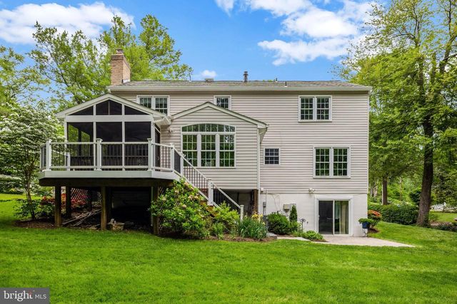 9321 TOVITO DR, Fairfax, VA 22031