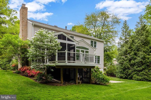 9321 TOVITO DR, Fairfax, VA 22031