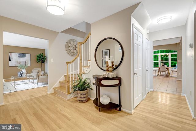 9321 TOVITO DR, Fairfax, VA 22031