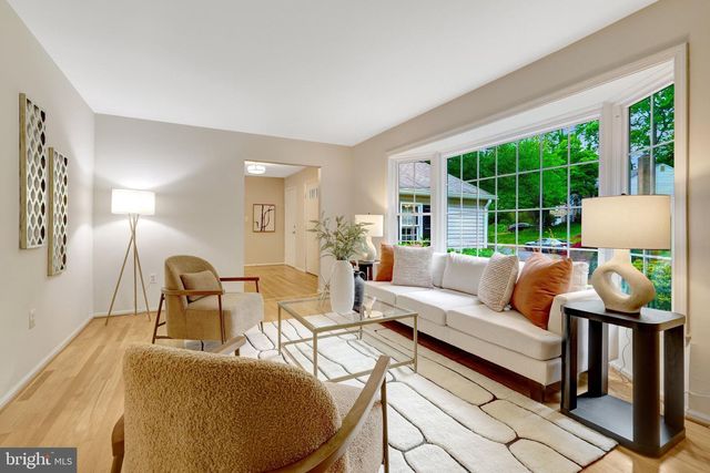 9321 TOVITO DR, Fairfax, VA 22031