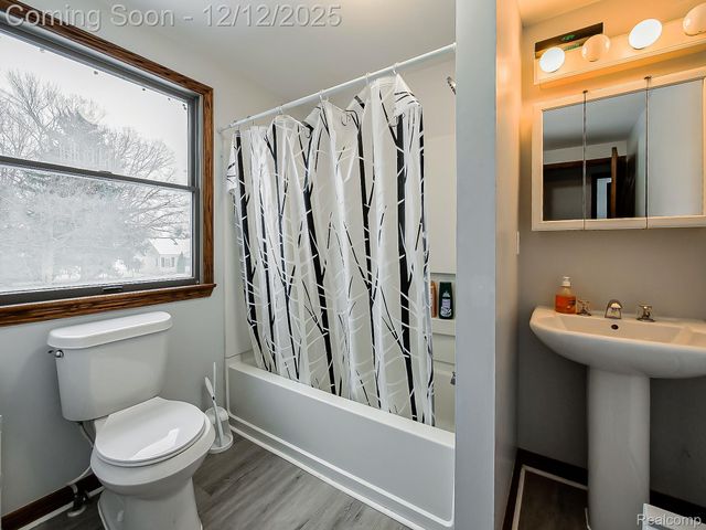 6087 N Parent Street, Westland, MI 48185