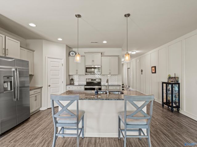 626 Magnolia Place Lane, Hartselle, AL 35640