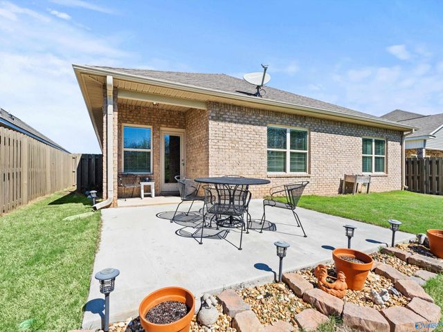 626 Magnolia Place Lane, Hartselle, AL 35640