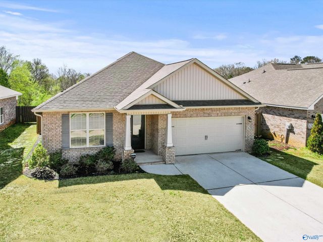 626 Magnolia Place Lane, Hartselle, AL 35640