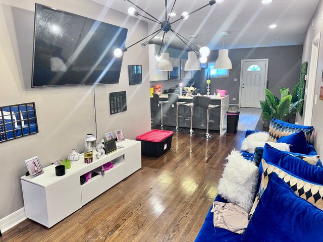 15128 Marshfield Avenue, Harvey, IL 60426