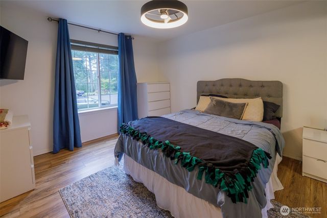 19617 21st Street Ct SW, Lakebay, WA 98349