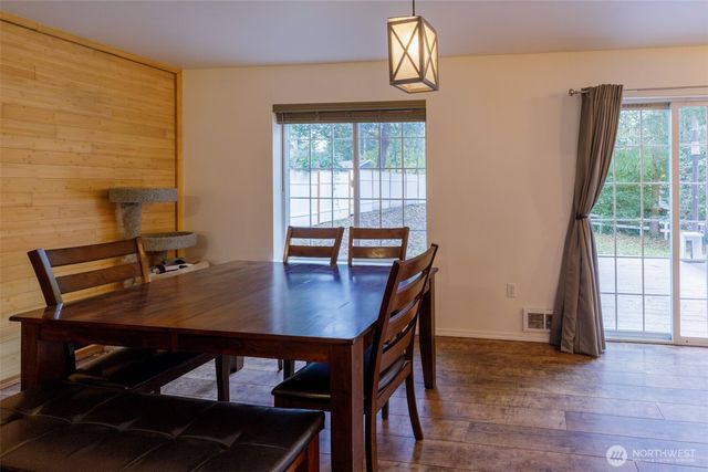 19617 21st Street Ct SW, Lakebay, WA 98349