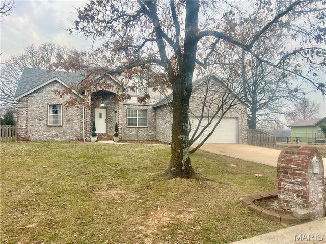 2100 LILLY, Lebanon, MO 65536