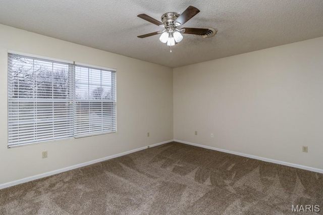 2100 LILLY, Lebanon, MO 65536