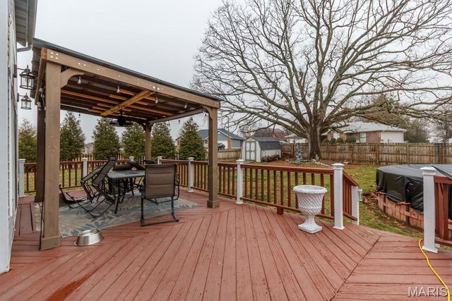 2100 LILLY, Lebanon, MO 65536