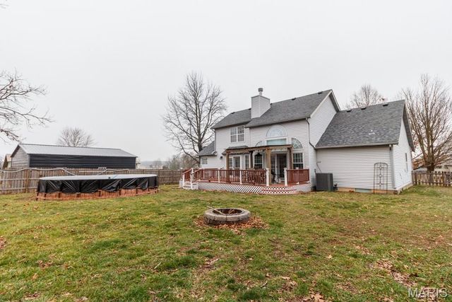 2100 LILLY, Lebanon, MO 65536