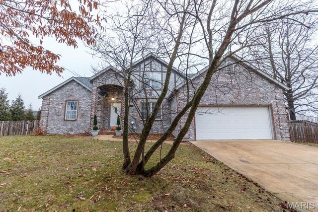 2100 LILLY, Lebanon, MO 65536