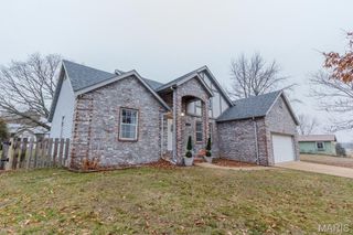 2100 LILLY, Lebanon, MO 65536
