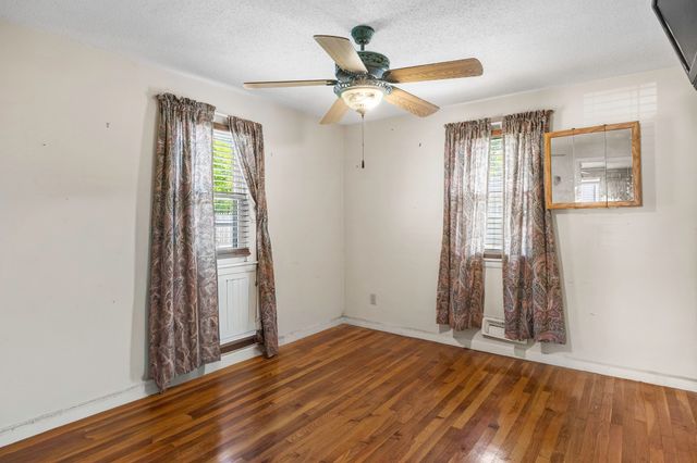 133 Denwall Dr, Springfield, MA 01119