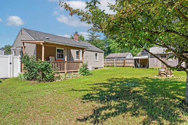 133 Denwall Dr, Springfield, MA 01119