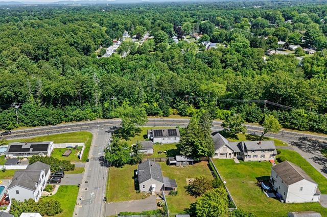 133 Denwall Dr, Springfield, MA 01119