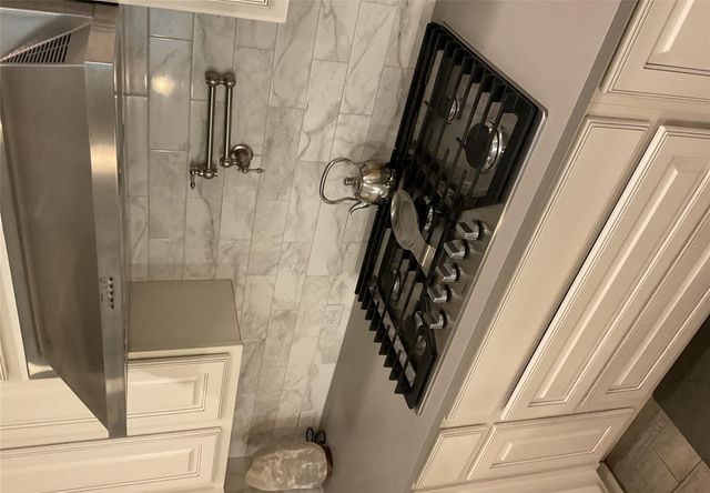 5316 Baythorne DR, Austin, TX 78747