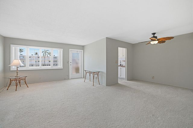 101 Doolen Court 210, North Palm Beach, FL 33408