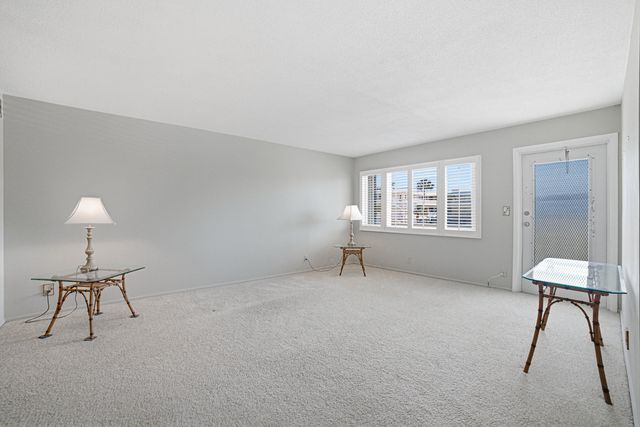 101 Doolen Court 210, North Palm Beach, FL 33408