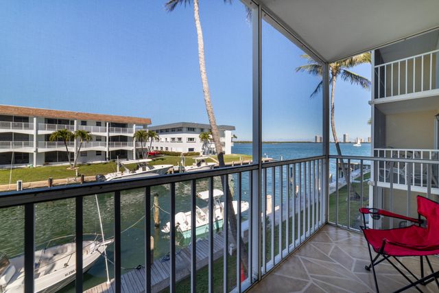 101 Doolen Court 210, North Palm Beach, FL 33408