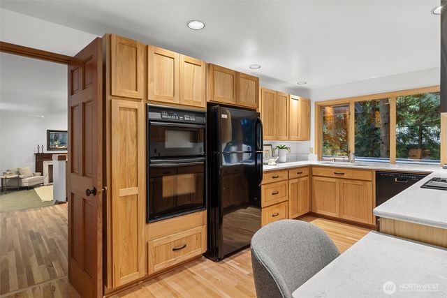 13619 NE 28th Street, Bellevue, WA 98005