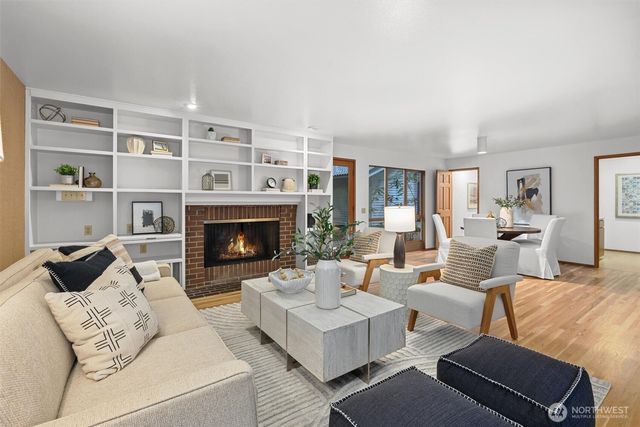 13619 NE 28th Street, Bellevue, WA 98005