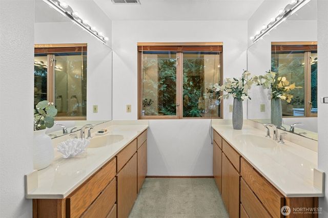 13619 NE 28th Street, Bellevue, WA 98005