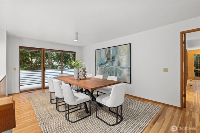 13619 NE 28th Street, Bellevue, WA 98005