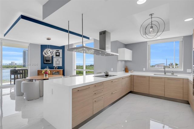 17111 Biscayne Blvd 602, North Miami Beach, FL 33160