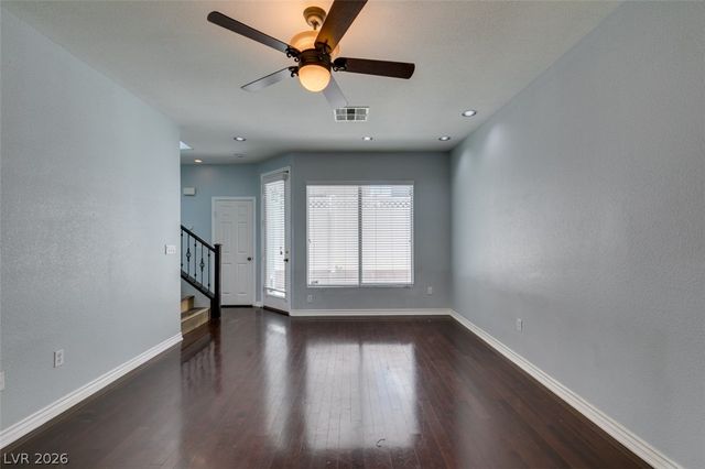 8233 Shaded Arbors Street, Las Vegas, NV 89139