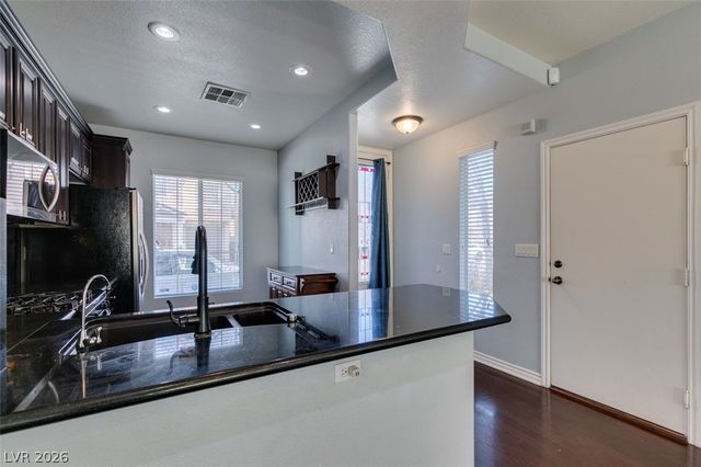 8233 Shaded Arbors Street, Las Vegas, NV 89139