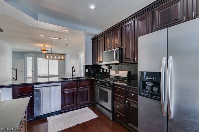 8233 Shaded Arbors Street, Las Vegas, NV 89139