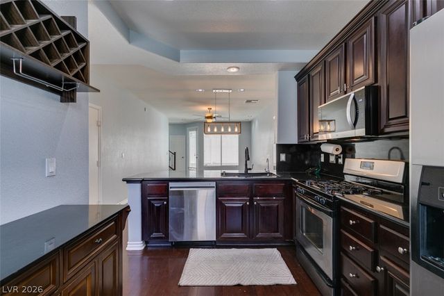 8233 Shaded Arbors Street, Las Vegas, NV 89139