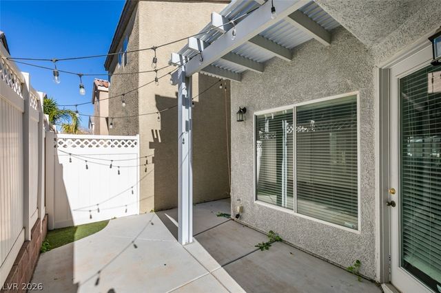 8233 Shaded Arbors Street, Las Vegas, NV 89139