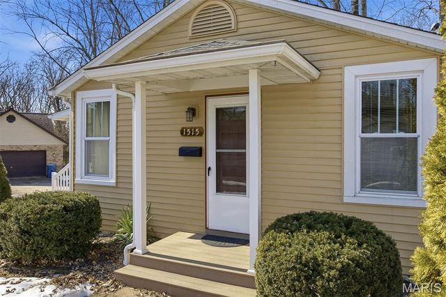 1515 Laurel Street, Highland, IL 62249